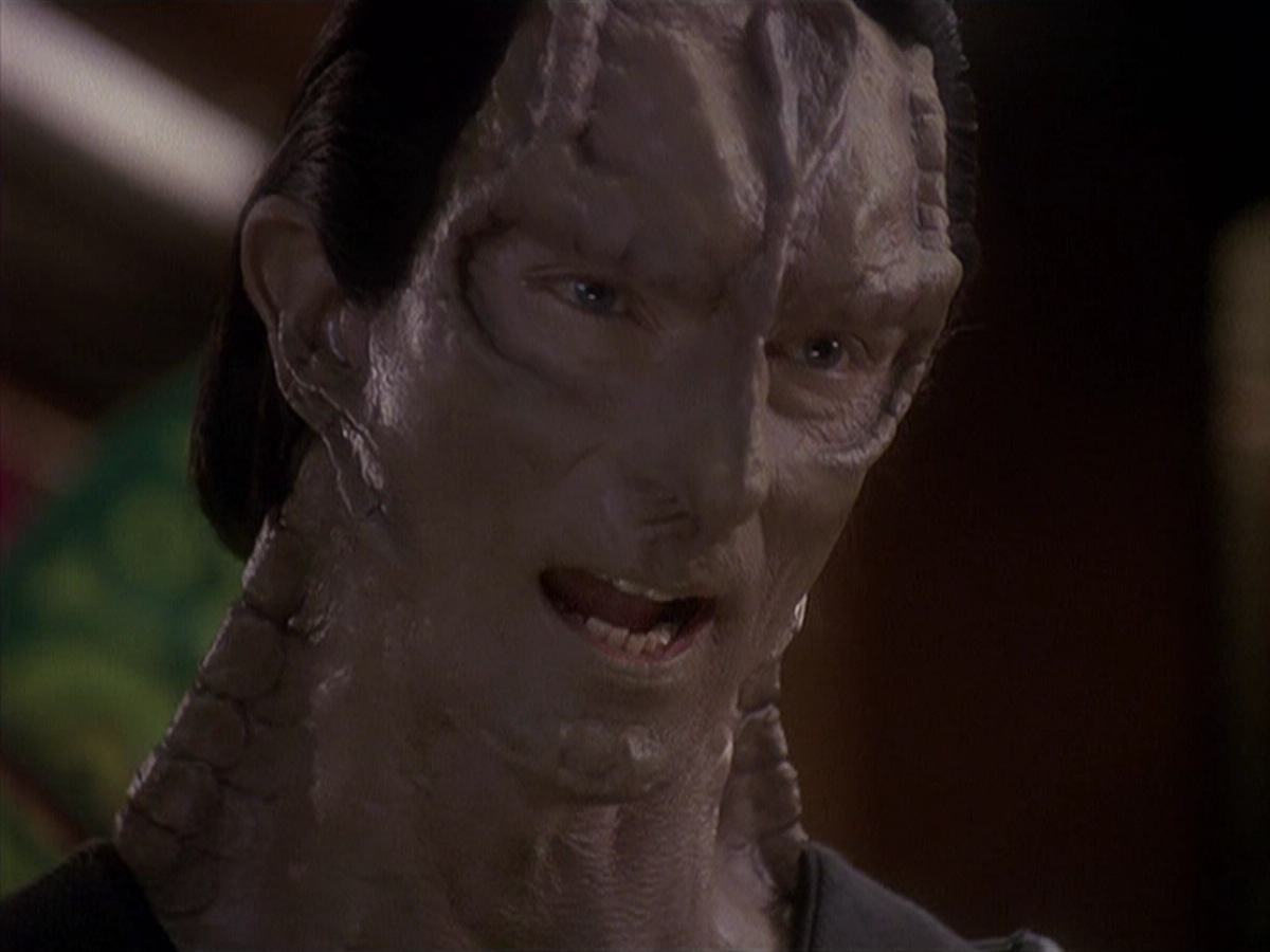 extant_StarTrek_DS9_4x05-Indiscretion_4245.jpg