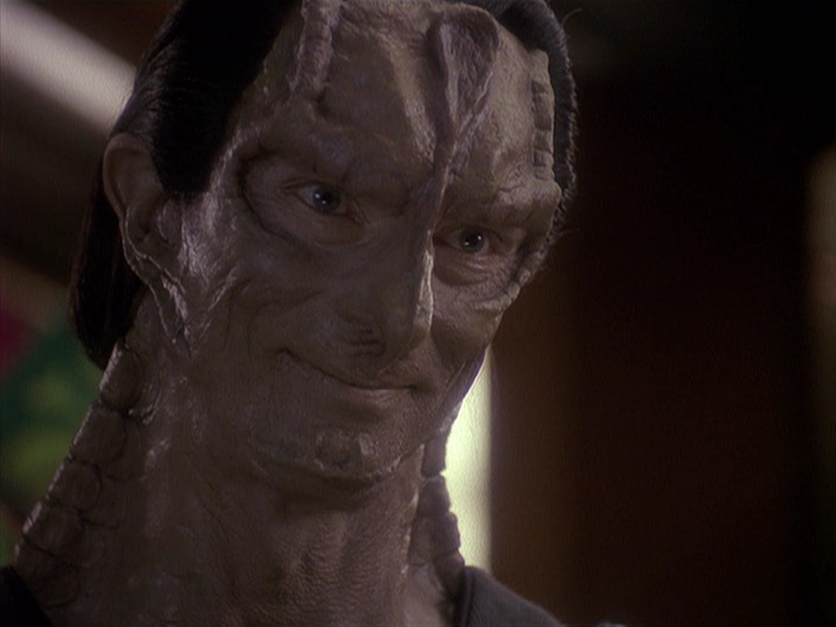 extant_StarTrek_DS9_4x05-Indiscretion_4251.jpg