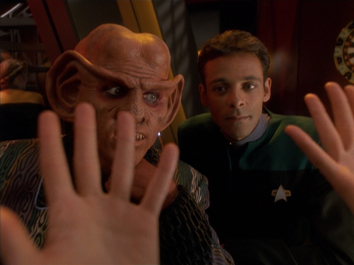 extant_StarTrek_DS9_4x06-Rejoined_0010.jpg