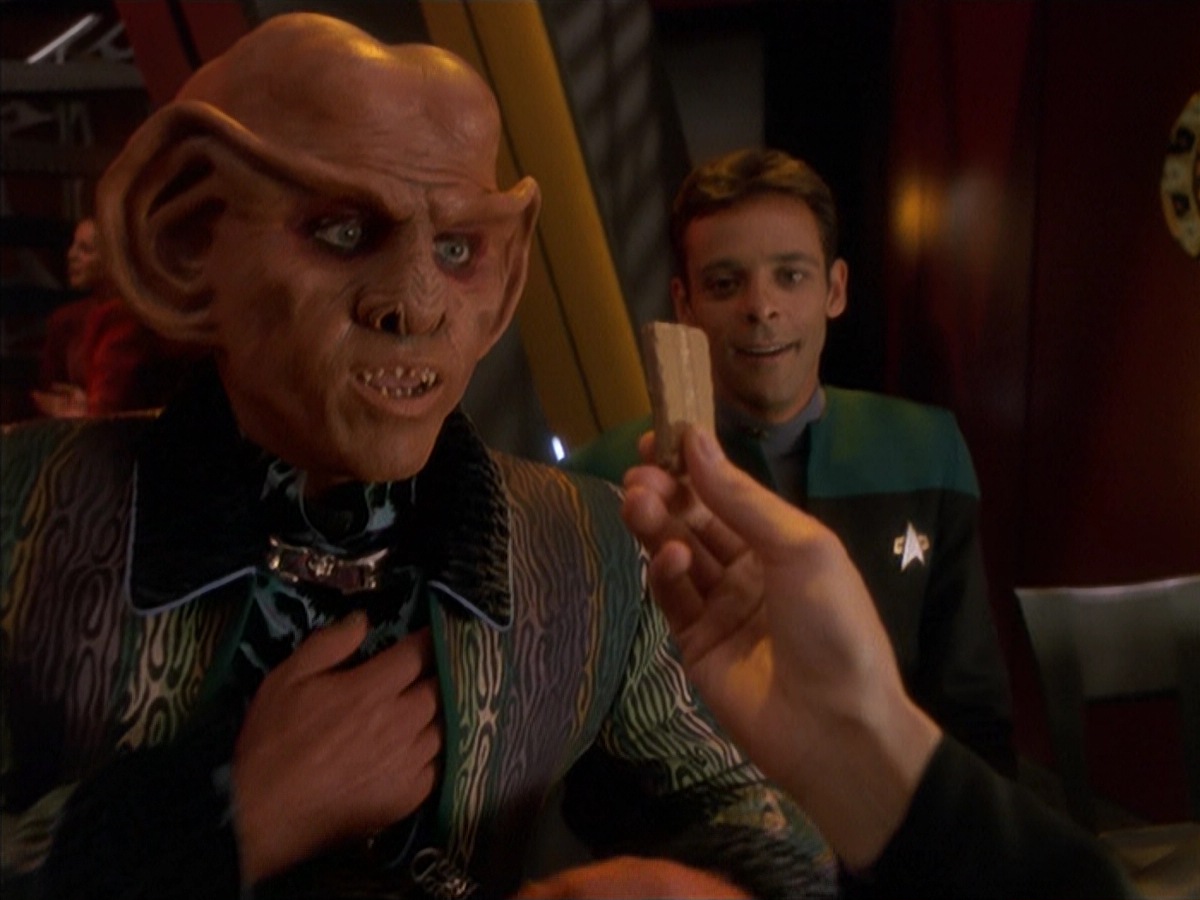 extant_StarTrek_DS9_4x06-Rejoined_0101.jpg