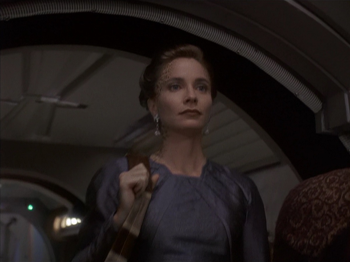 extant_StarTrek_DS9_4x06-Rejoined_0332.jpg