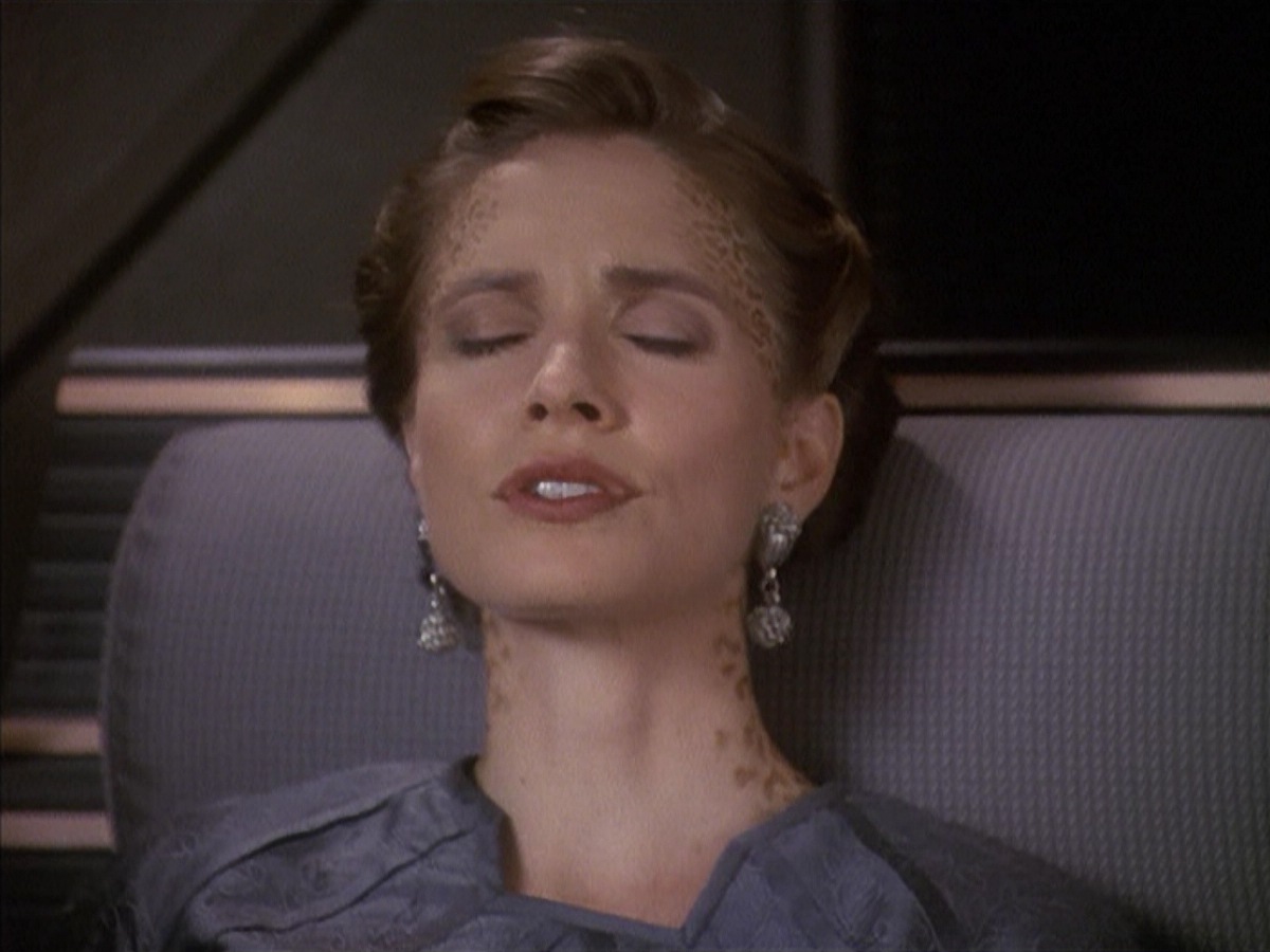 extant_StarTrek_DS9_4x06-Rejoined_3821.jpg