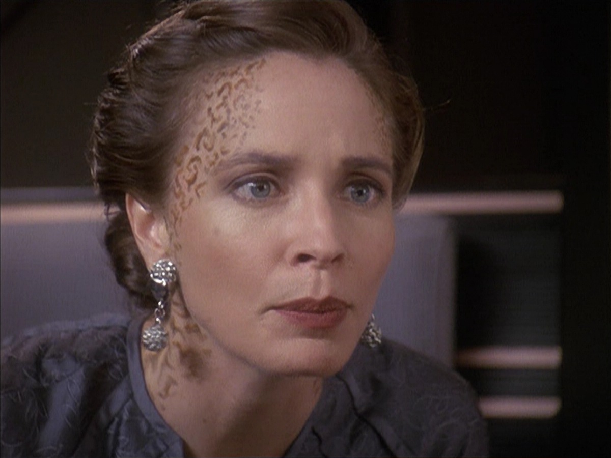 extant_StarTrek_DS9_4x06-Rejoined_4014.jpg