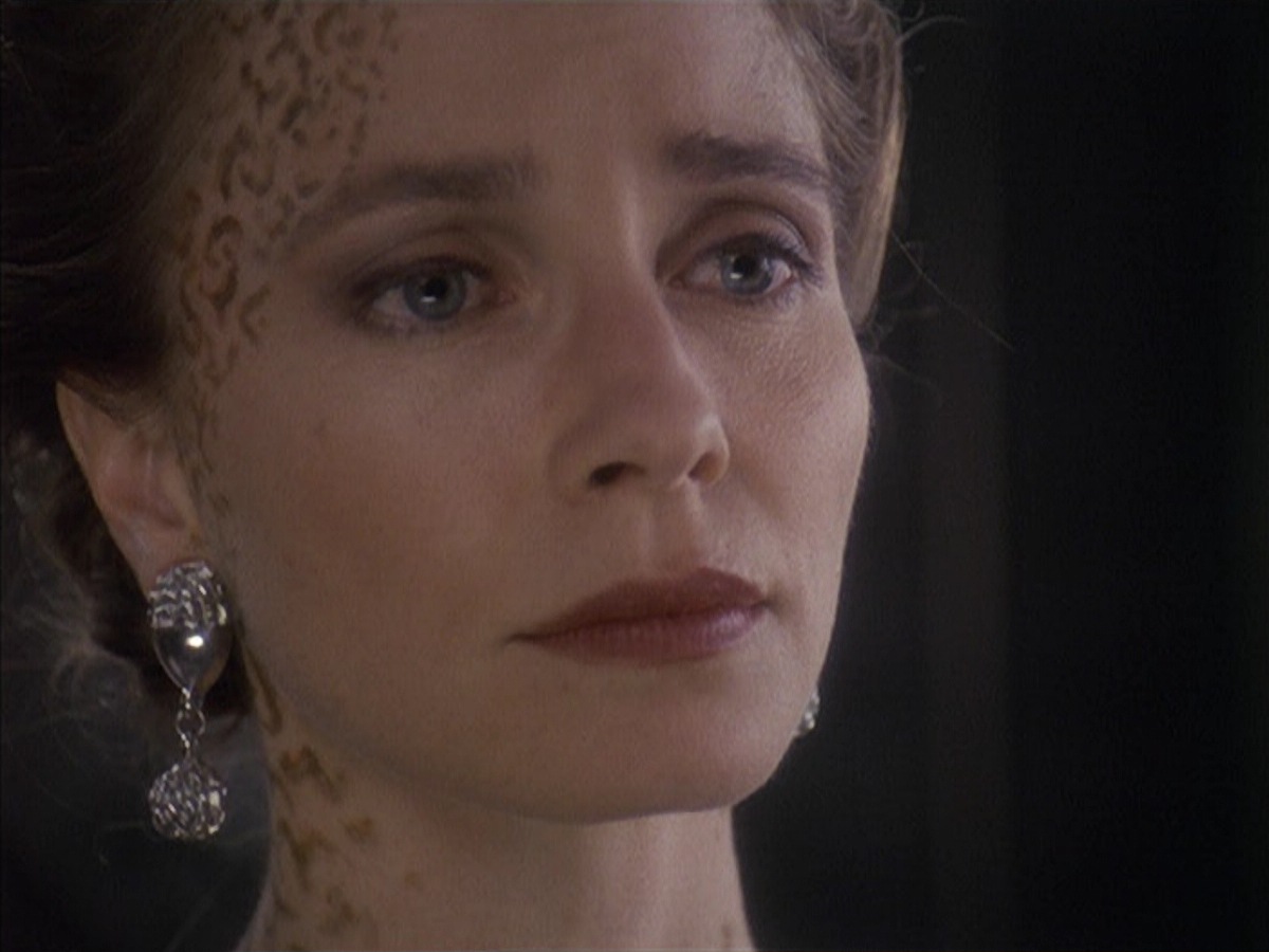 extant_StarTrek_DS9_4x06-Rejoined_4143.jpg