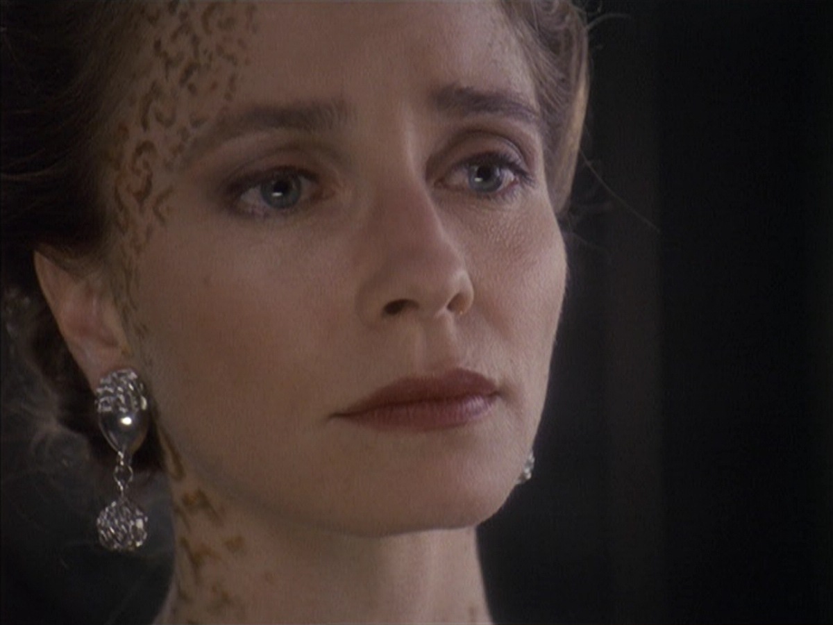 extant_StarTrek_DS9_4x06-Rejoined_4144.jpg