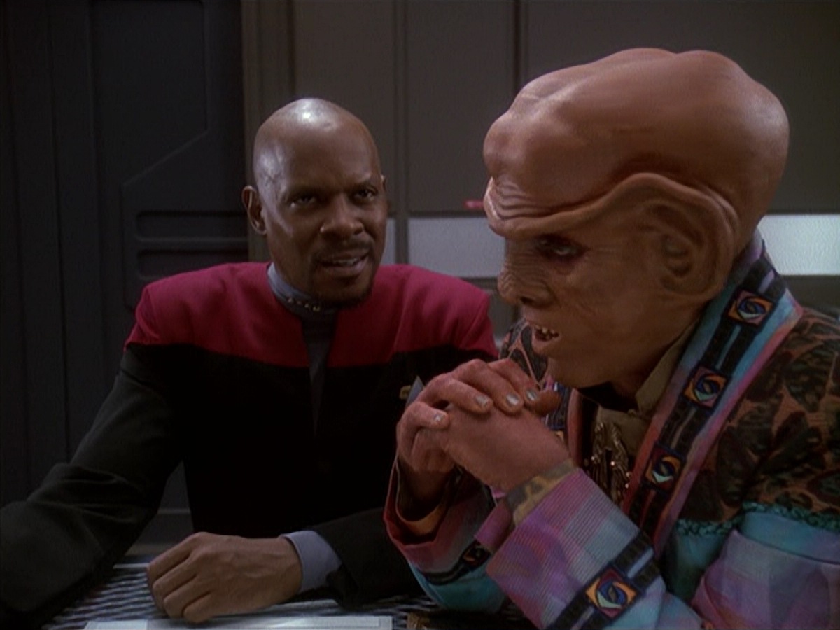extant_StarTrek_DS9_4x07-StarshipDown_0098.jpg