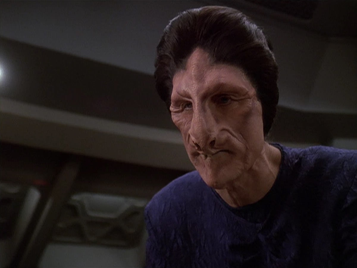 extant_StarTrek_DS9_4x07-StarshipDown_0109.jpg