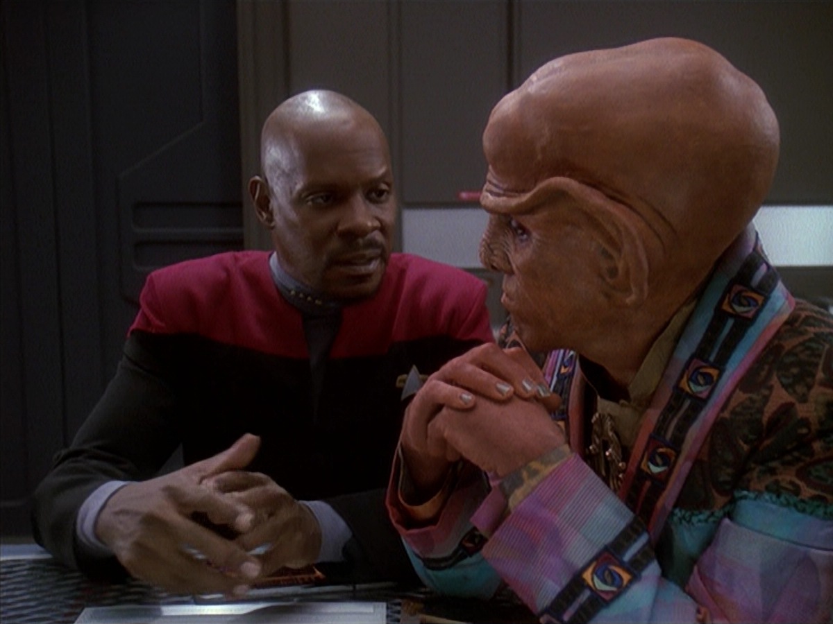 extant_StarTrek_DS9_4x07-StarshipDown_0129.jpg