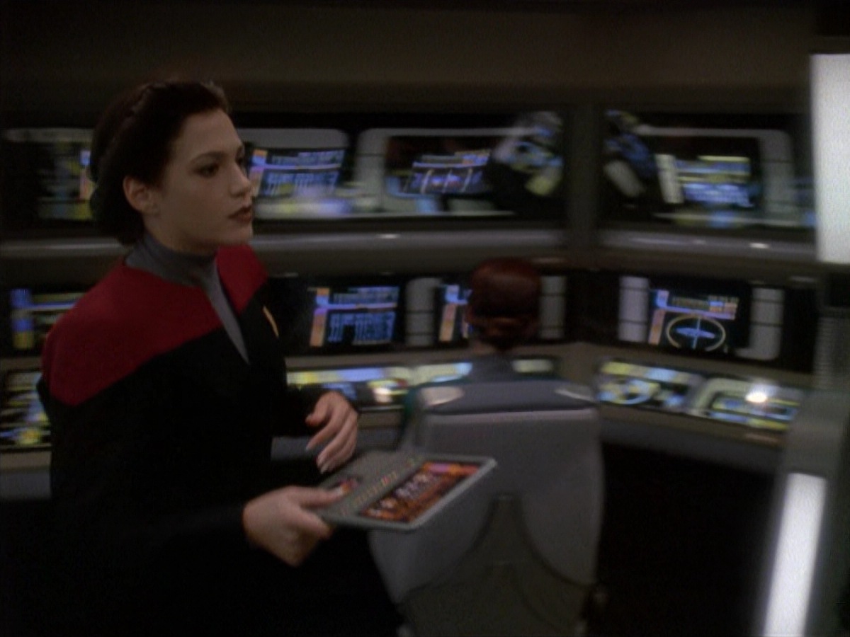 extant_StarTrek_DS9_4x07-StarshipDown_0138.jpg