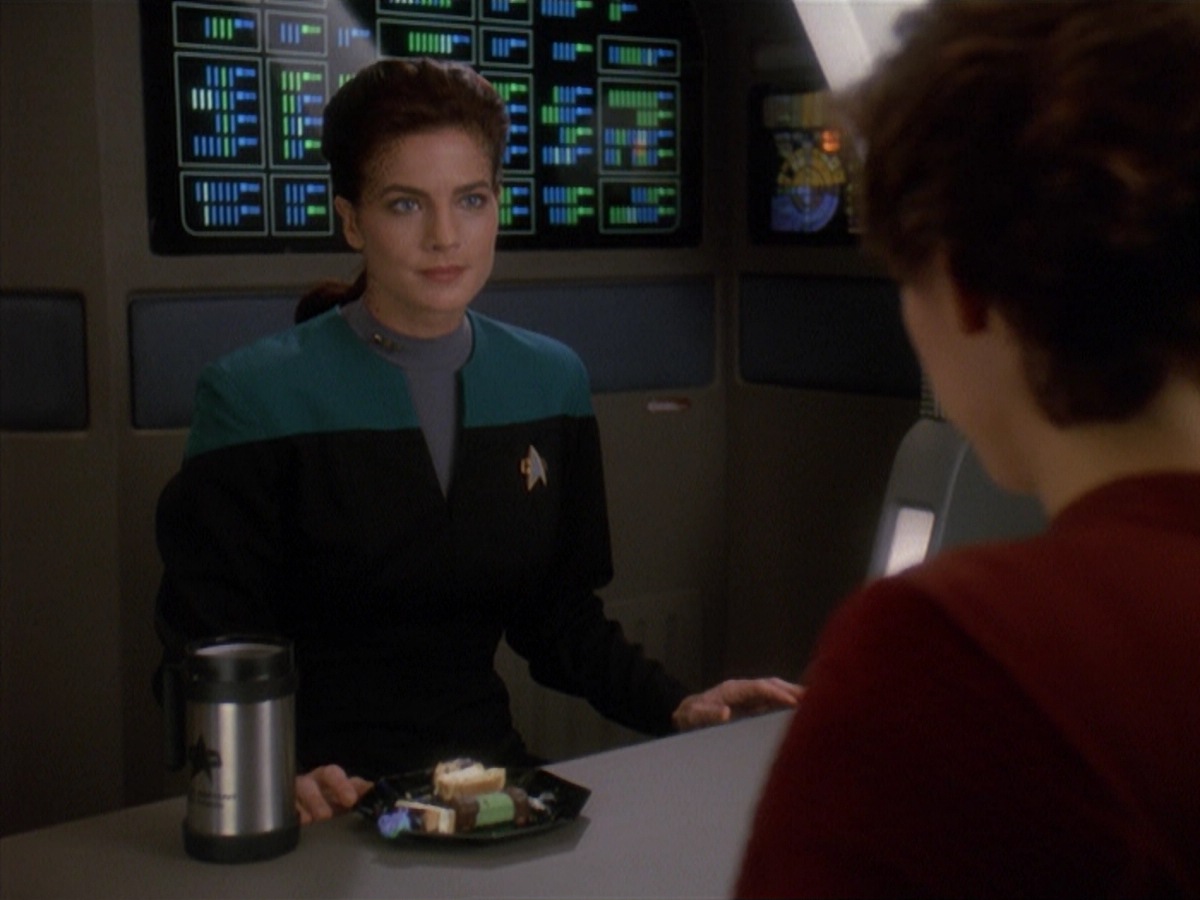 extant_StarTrek_DS9_4x07-StarshipDown_0202.jpg