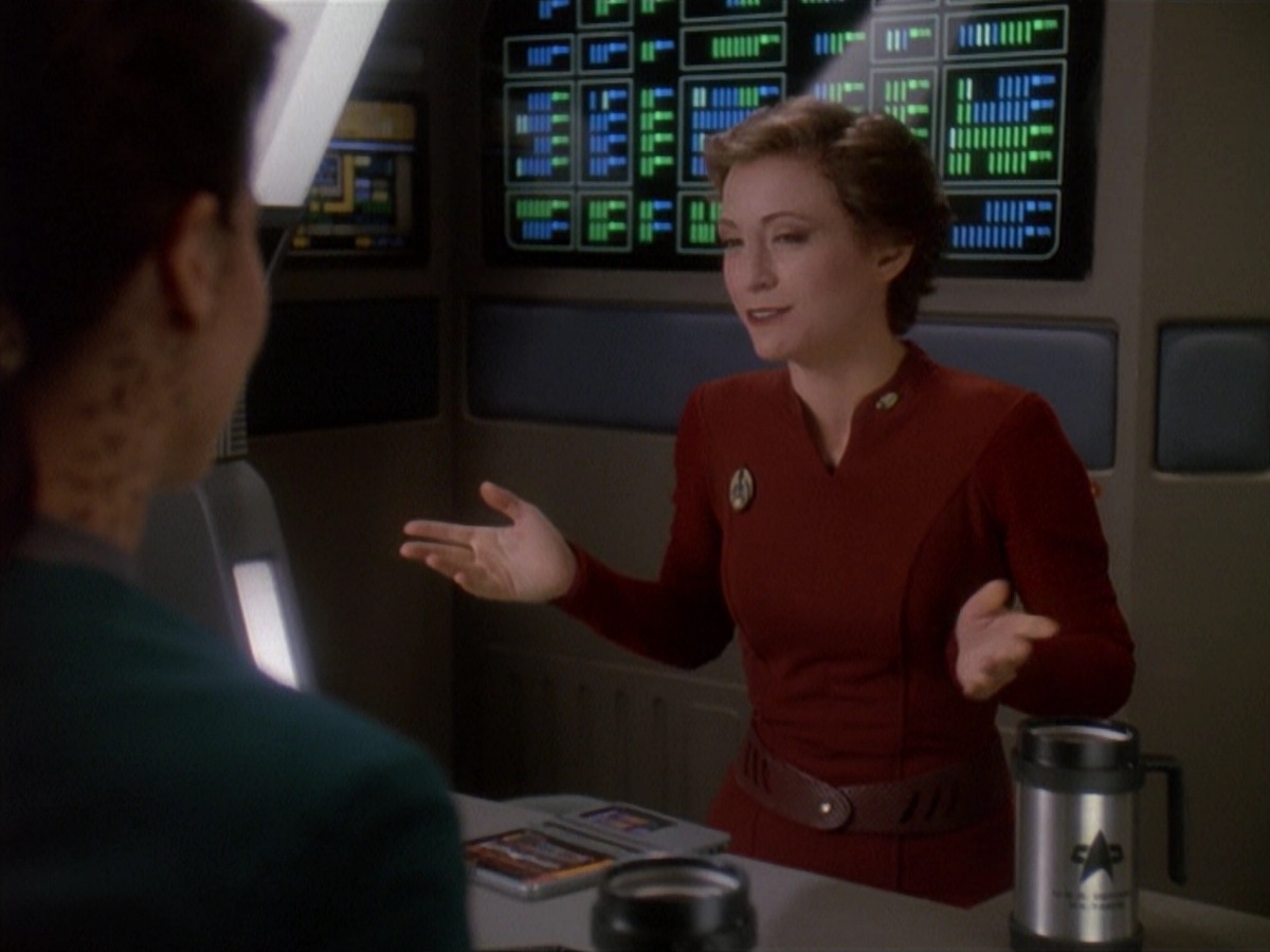 extant_StarTrek_DS9_4x07-StarshipDown_0206.jpg