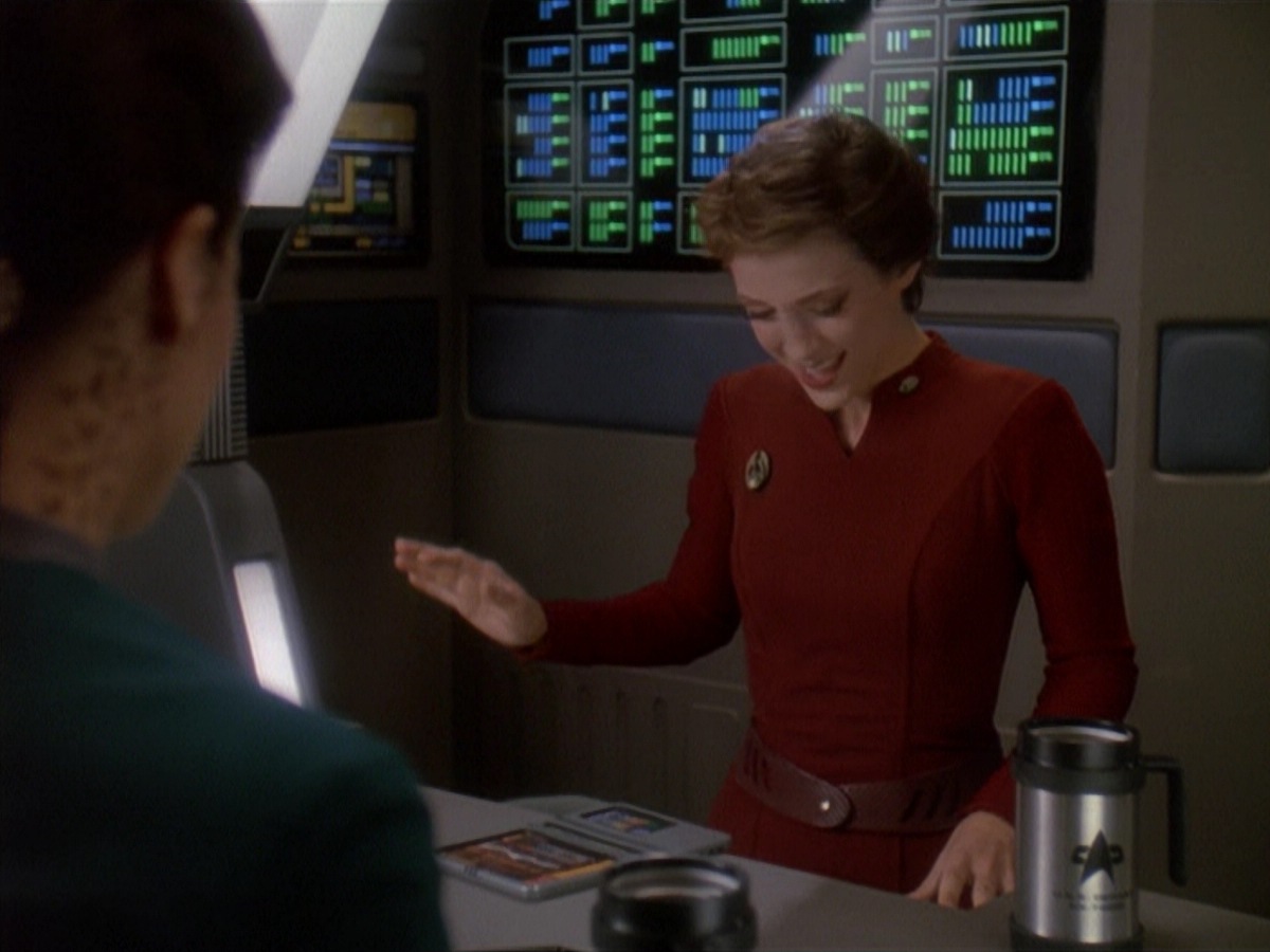 extant_StarTrek_DS9_4x07-StarshipDown_0215.jpg