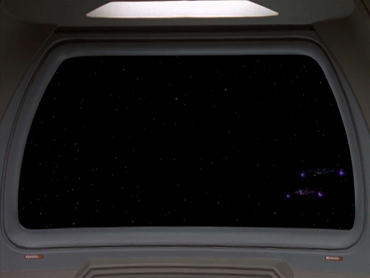 extant_StarTrek_DS9_4x07-StarshipDown_0472.jpg