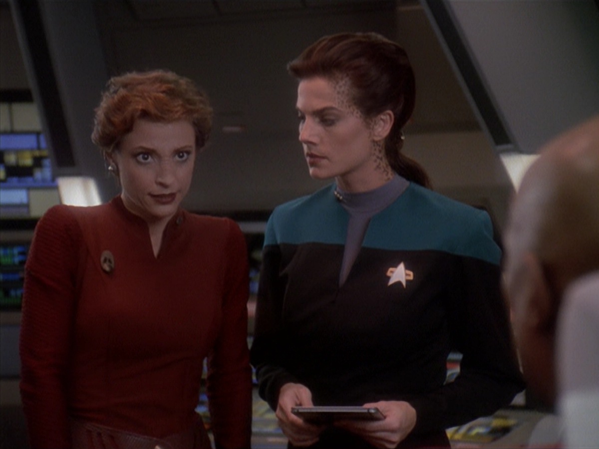 extant_StarTrek_DS9_4x07-StarshipDown_0741.jpg