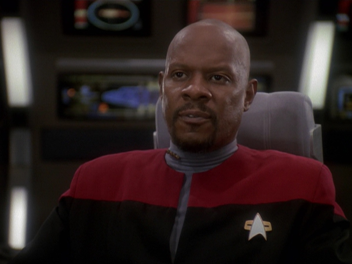 extant_StarTrek_DS9_4x07-StarshipDown_0754.jpg
