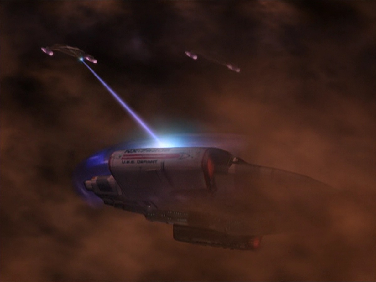 extant_StarTrek_DS9_4x07-StarshipDown_0938.jpg