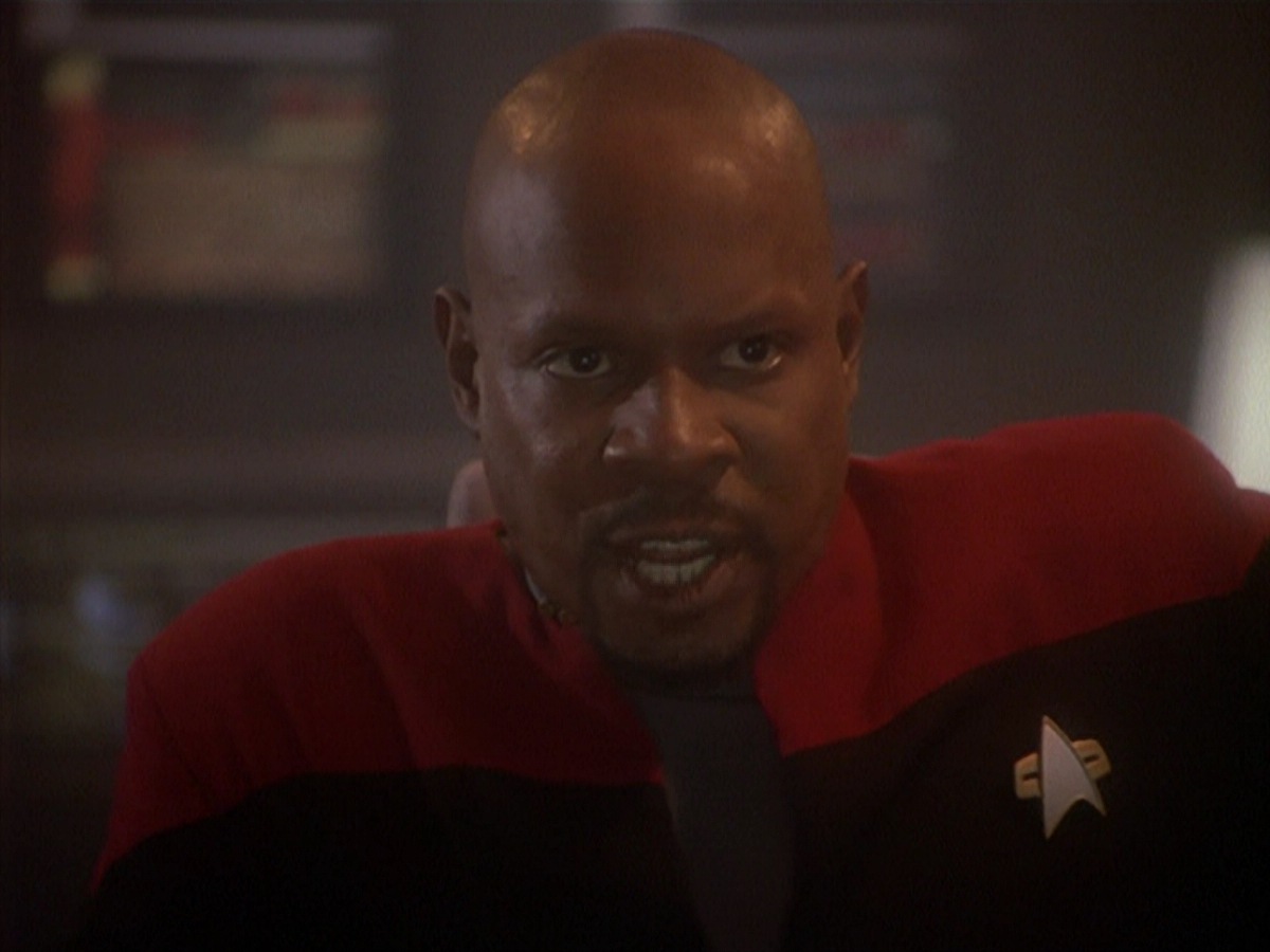 extant_StarTrek_DS9_4x07-StarshipDown_0970.jpg