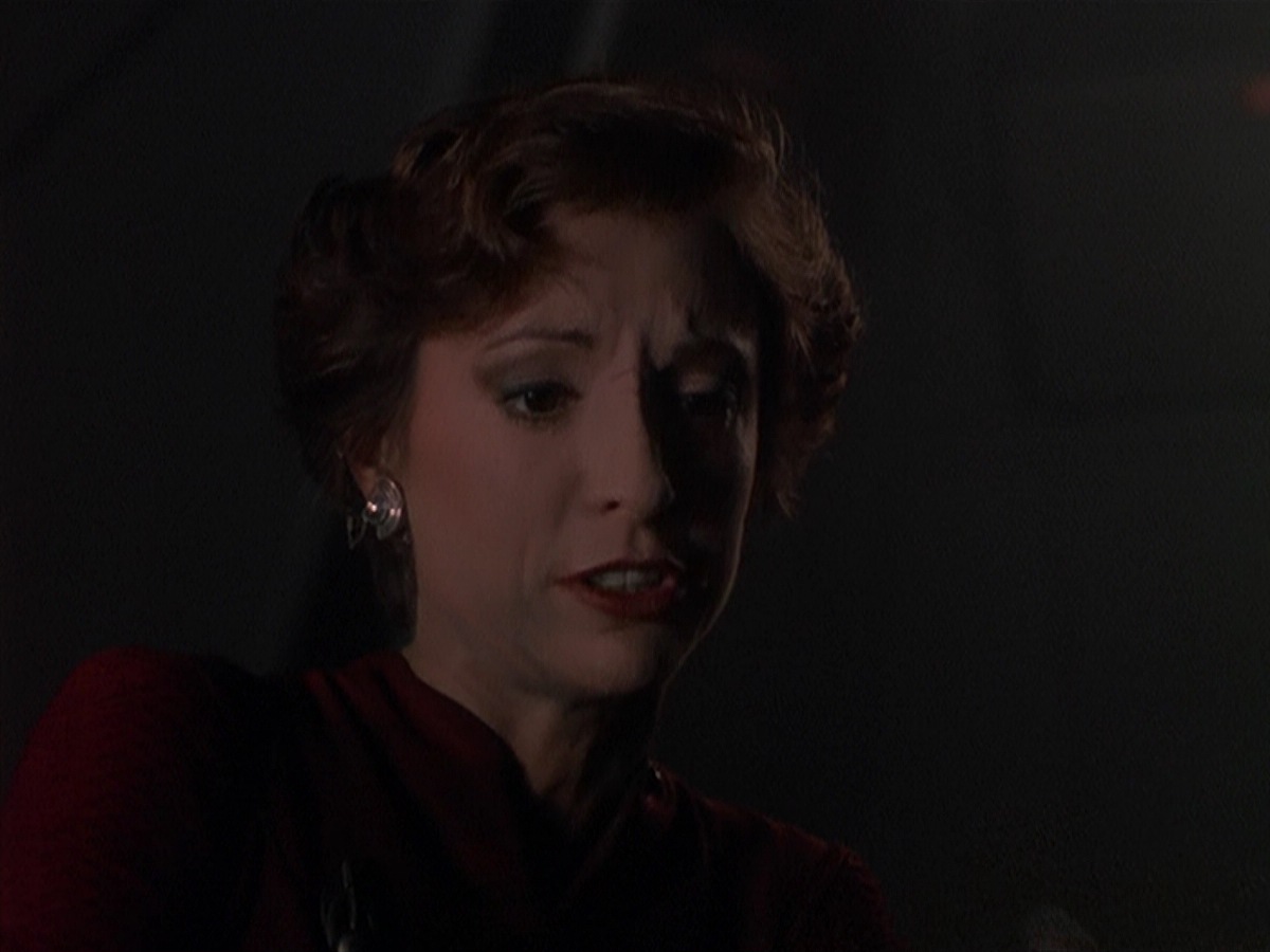 extant_StarTrek_DS9_4x07-StarshipDown_2392.jpg