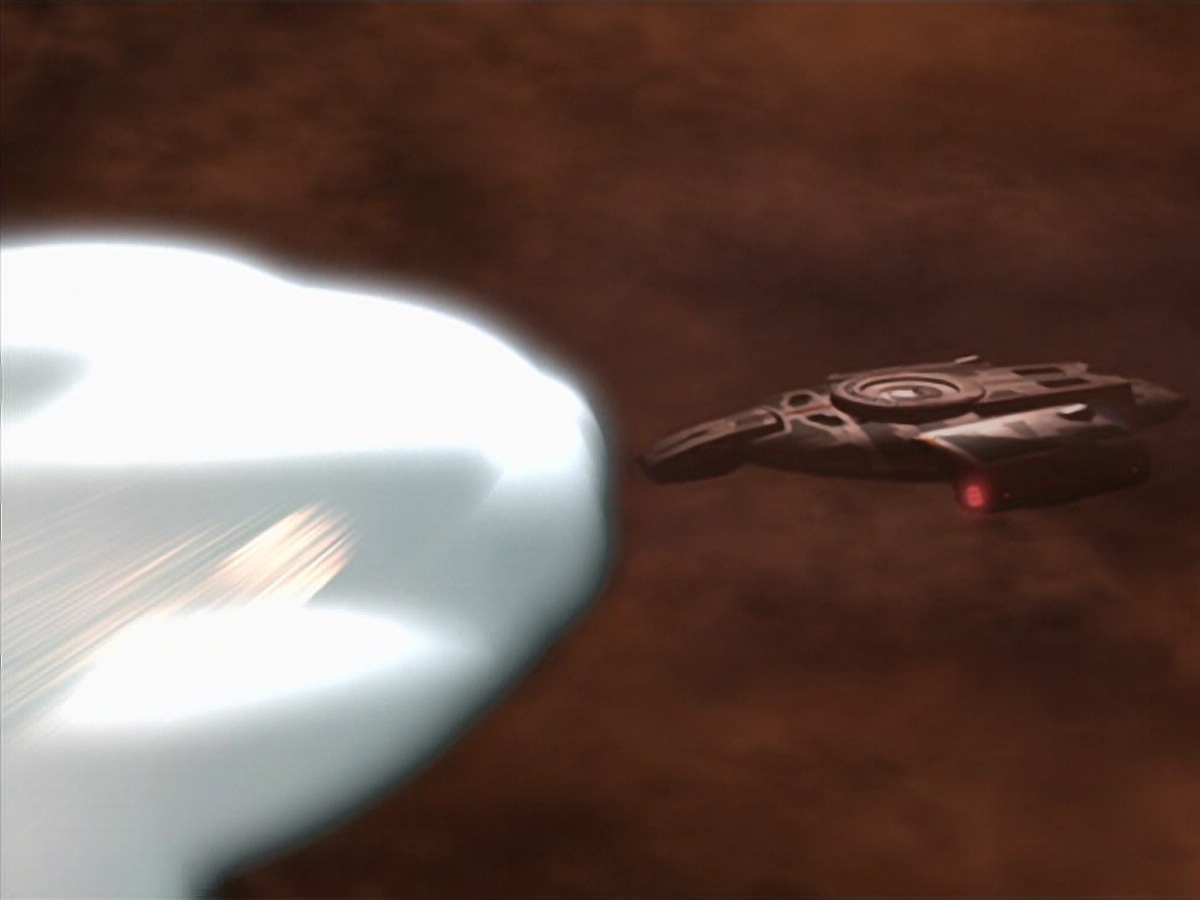 extant_StarTrek_DS9_4x07-StarshipDown_2617.jpg