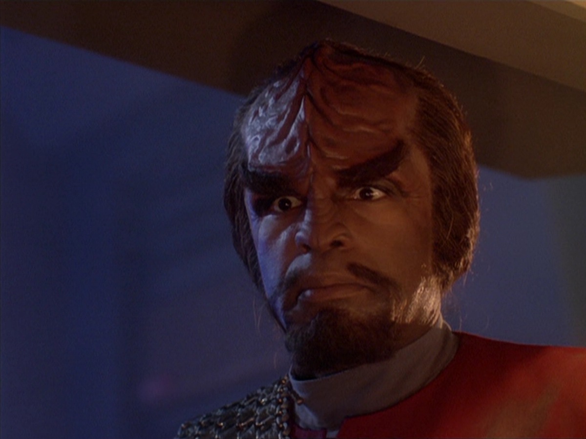 extant_StarTrek_DS9_4x07-StarshipDown_2644.jpg
