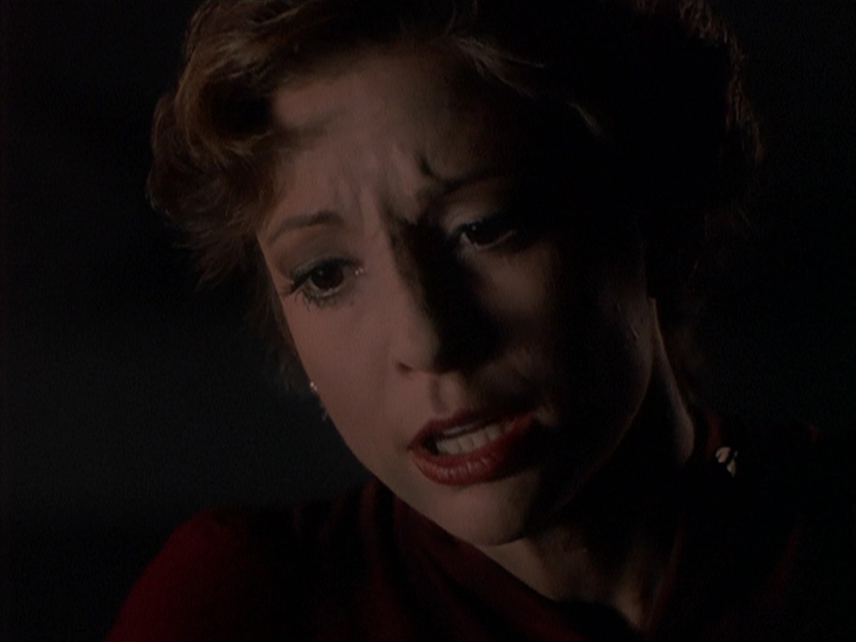 extant_StarTrek_DS9_4x07-StarshipDown_3710.jpg