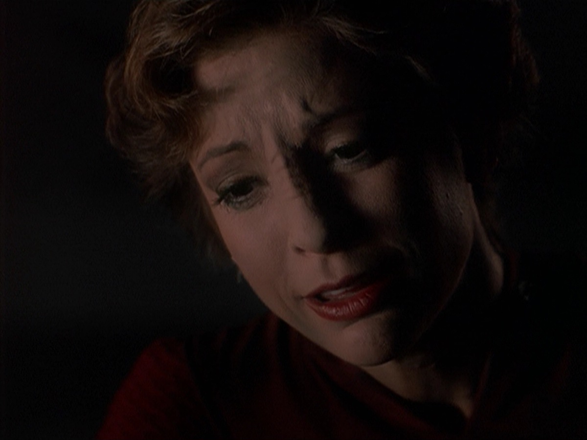 extant_StarTrek_DS9_4x07-StarshipDown_3734.jpg