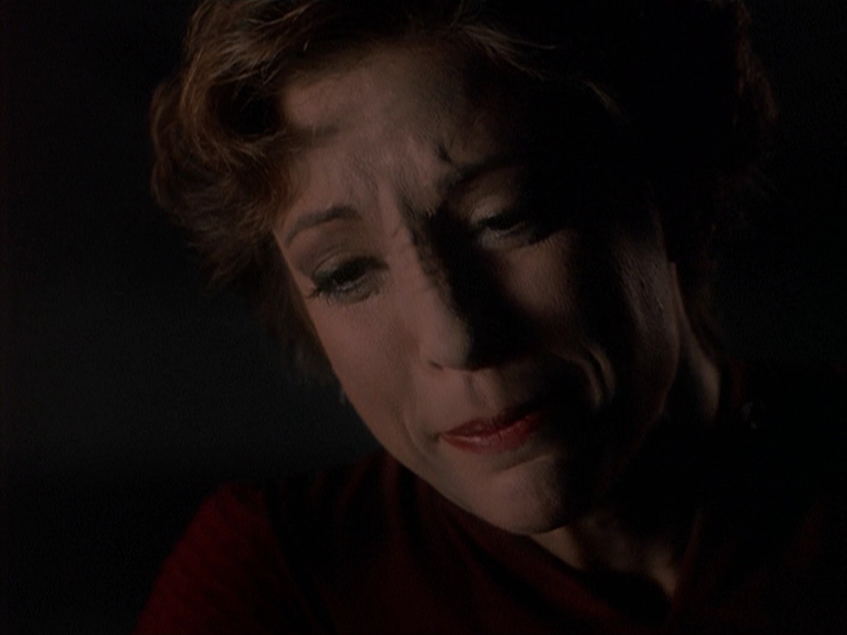 extant_StarTrek_DS9_4x07-StarshipDown_3735.jpg
