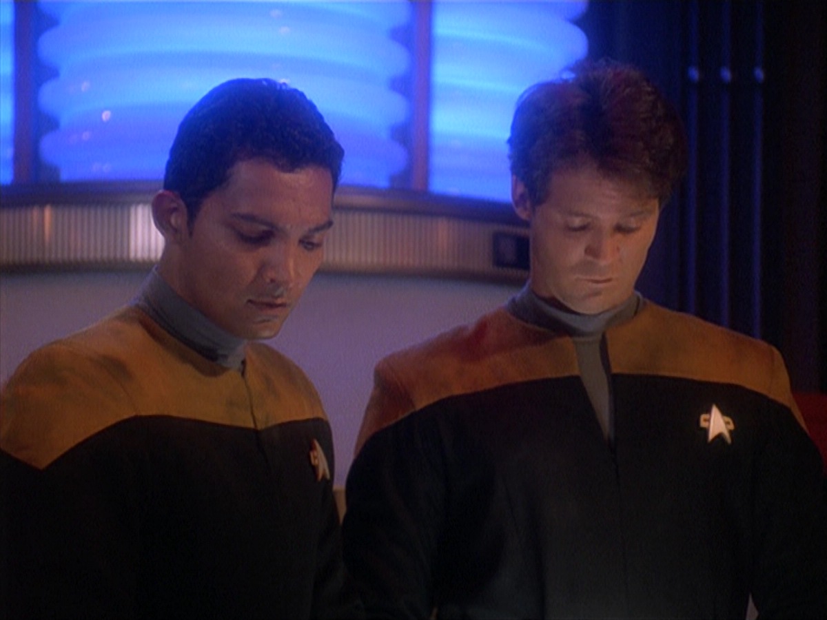extant_StarTrek_DS9_4x07-StarshipDown_3787.jpg