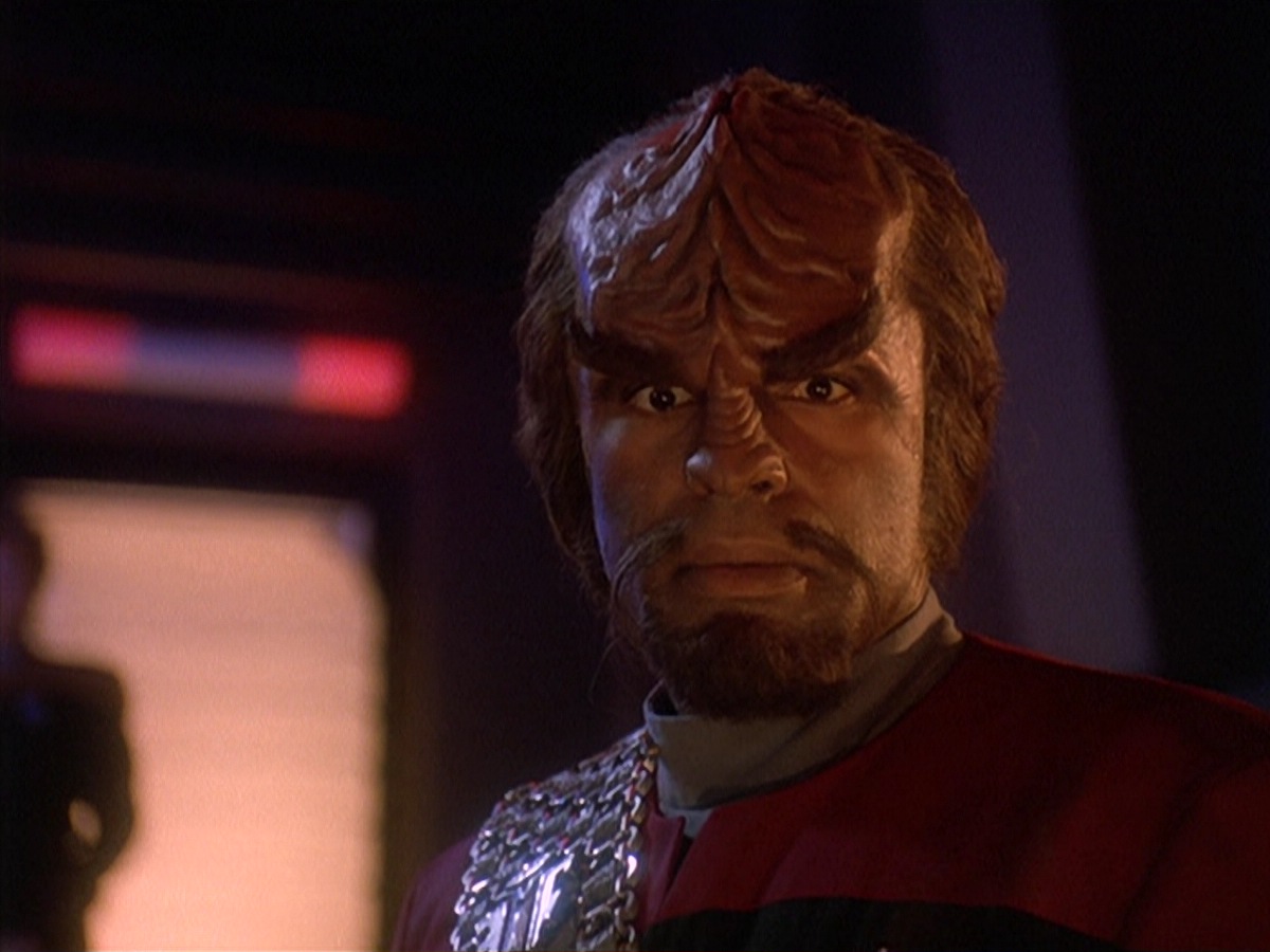 extant_StarTrek_DS9_4x07-StarshipDown_3805.jpg