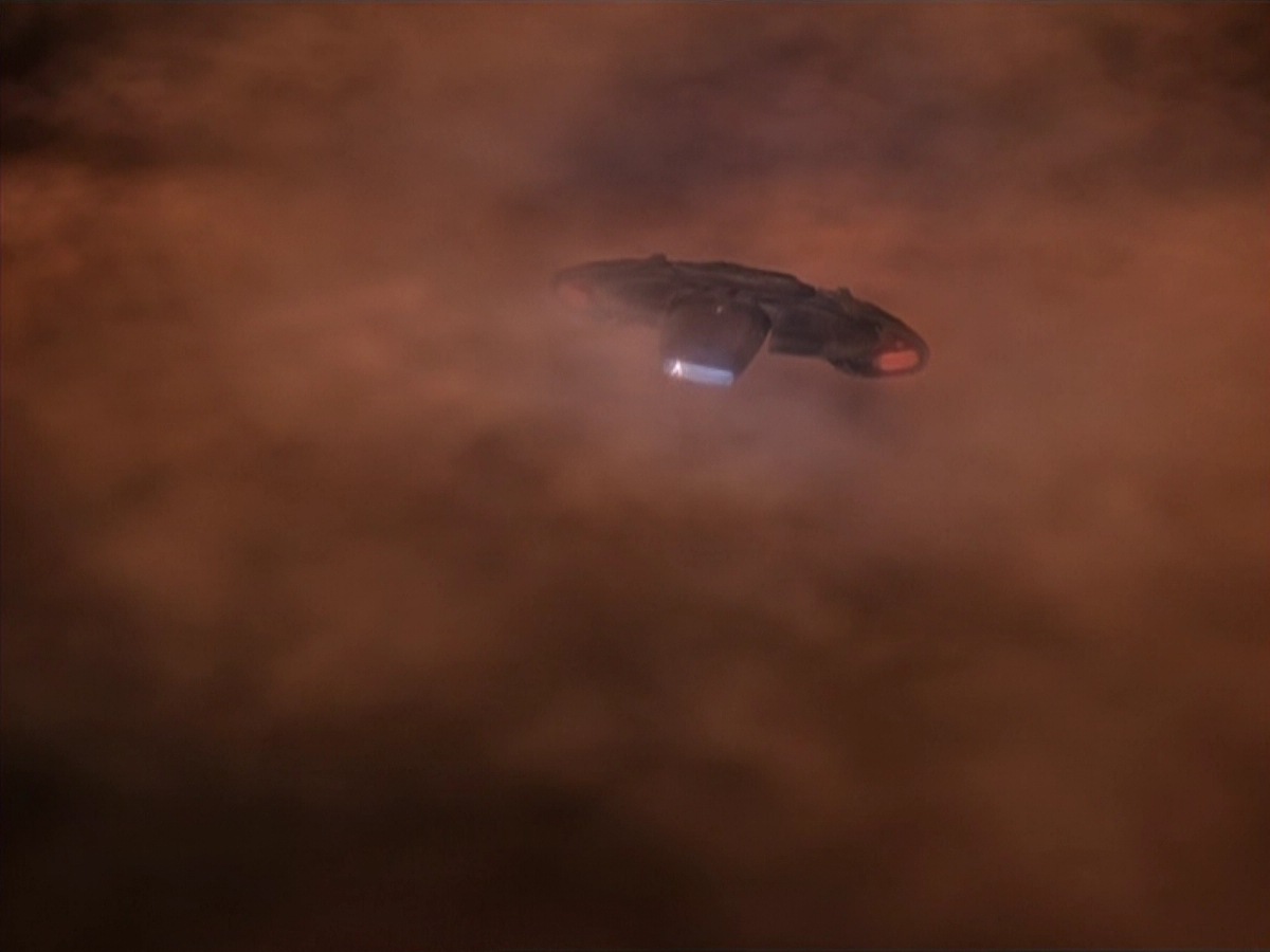 extant_StarTrek_DS9_4x07-StarshipDown_3811.jpg