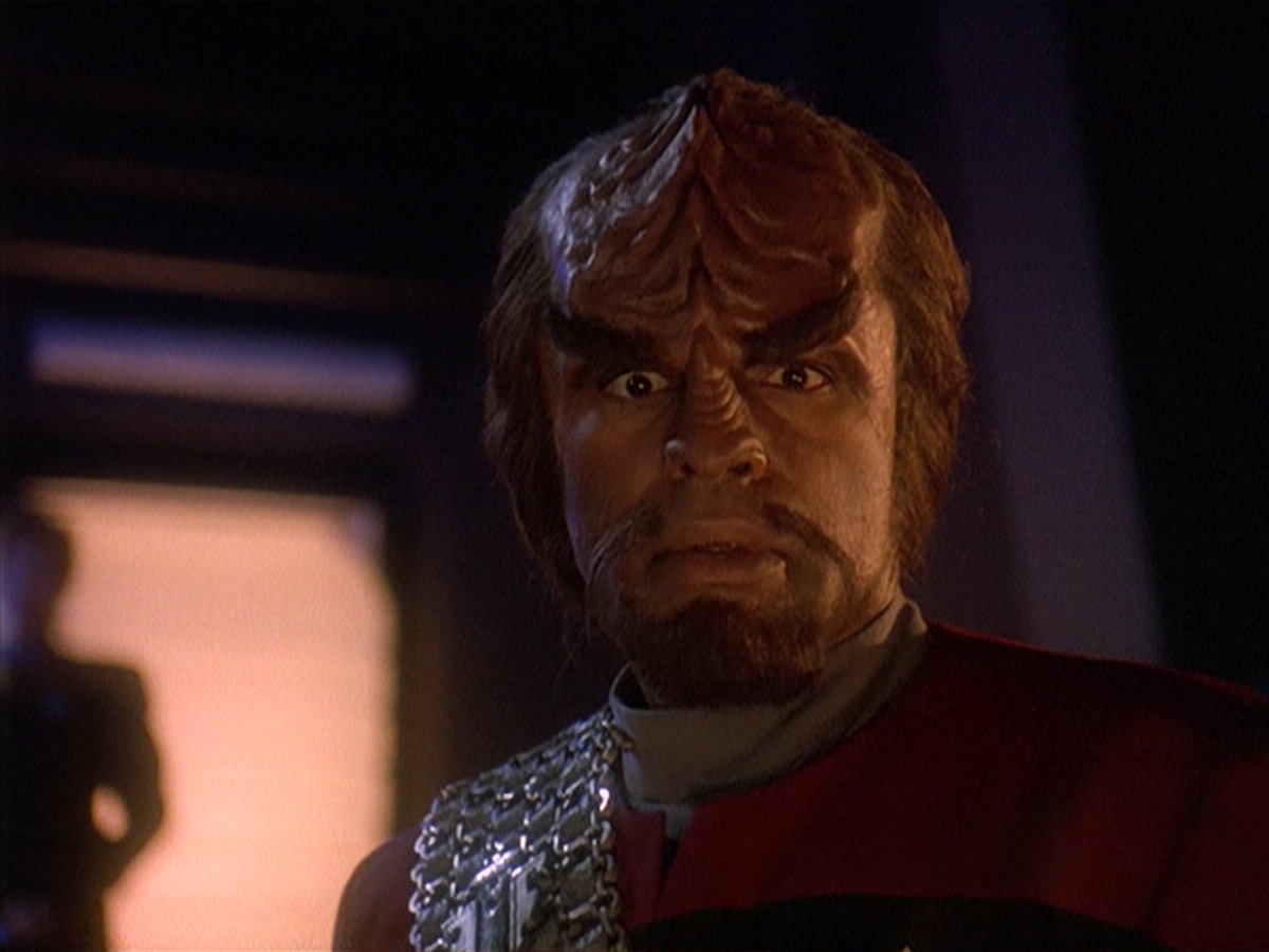 extant_StarTrek_DS9_4x07-StarshipDown_3824.jpg