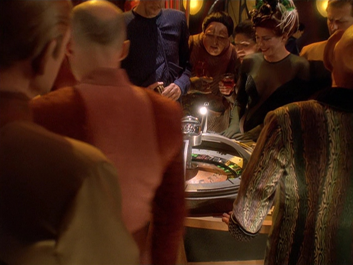 extant_StarTrek_DS9_4x07-StarshipDown_3907.jpg