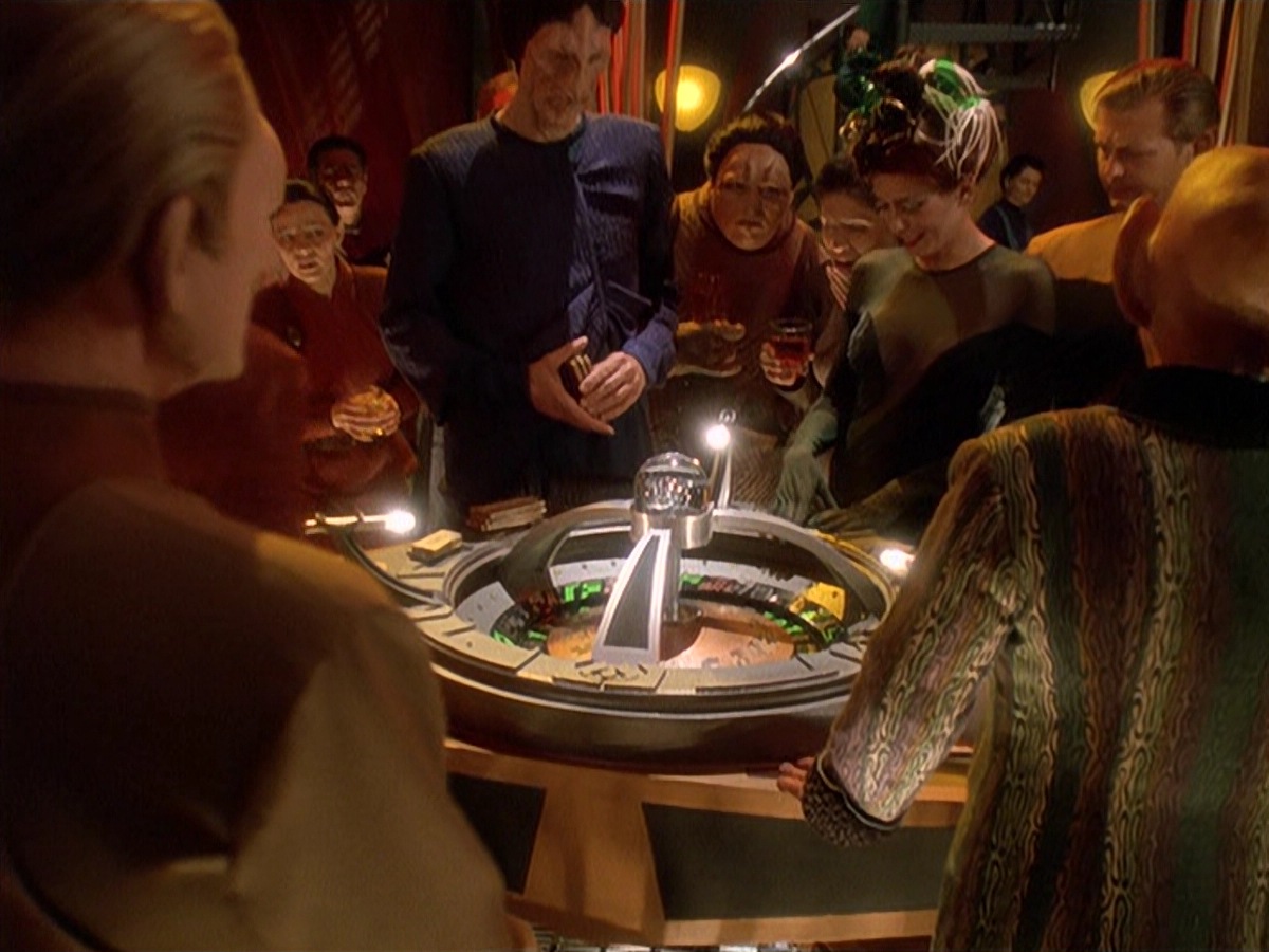 extant_StarTrek_DS9_4x07-StarshipDown_3908.jpg