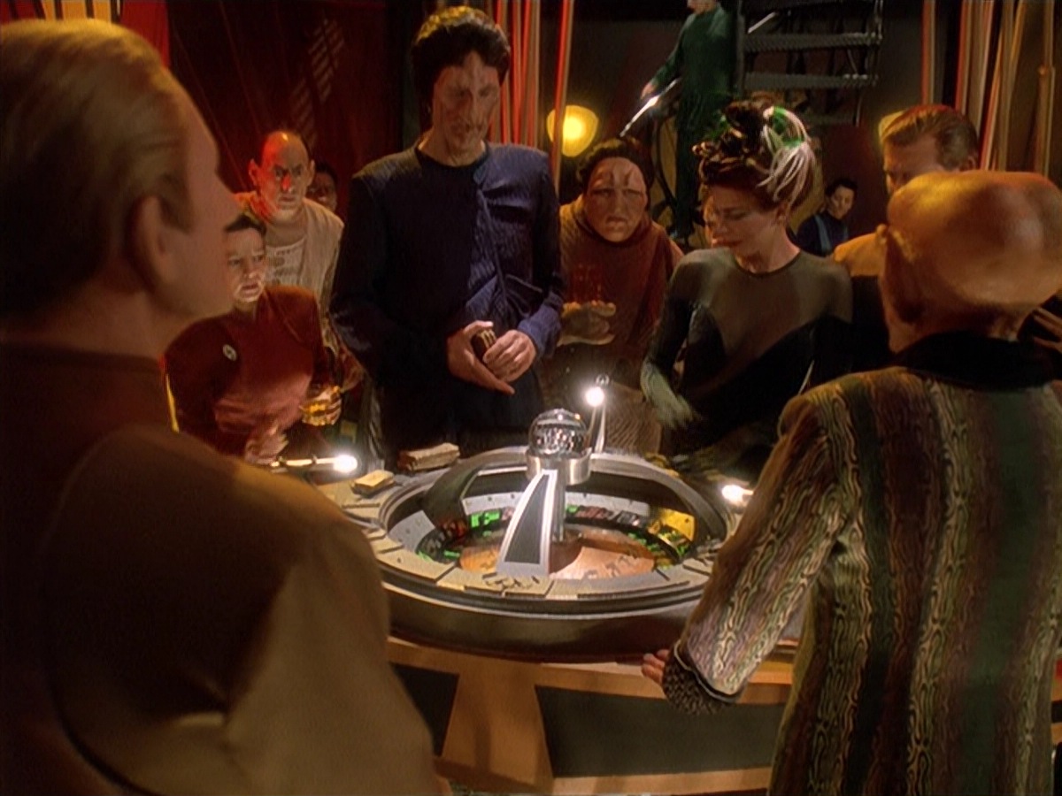 extant_StarTrek_DS9_4x07-StarshipDown_3909.jpg
