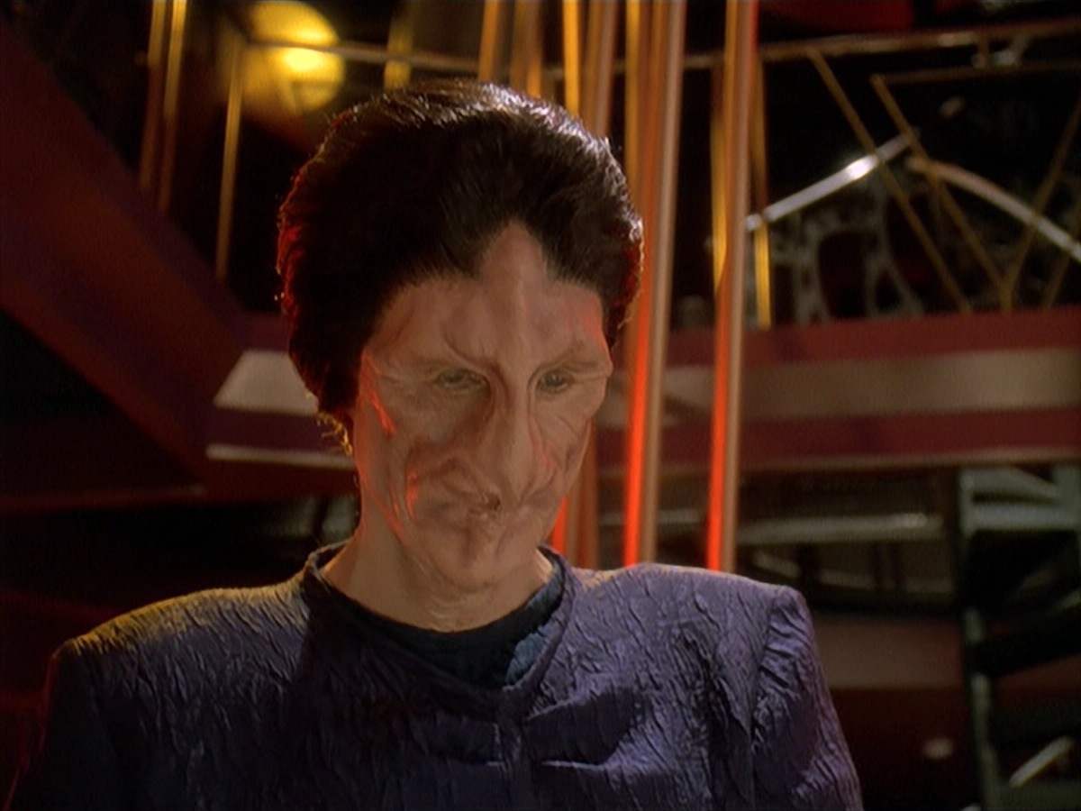 extant_StarTrek_DS9_4x07-StarshipDown_3979.jpg
