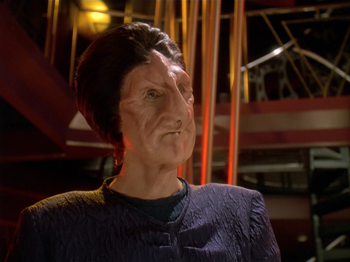 extant_StarTrek_DS9_4x07-StarshipDown_3993.jpg