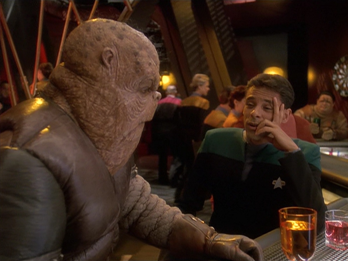 extant_StarTrek_DS9_4x07-StarshipDown_4022.jpg