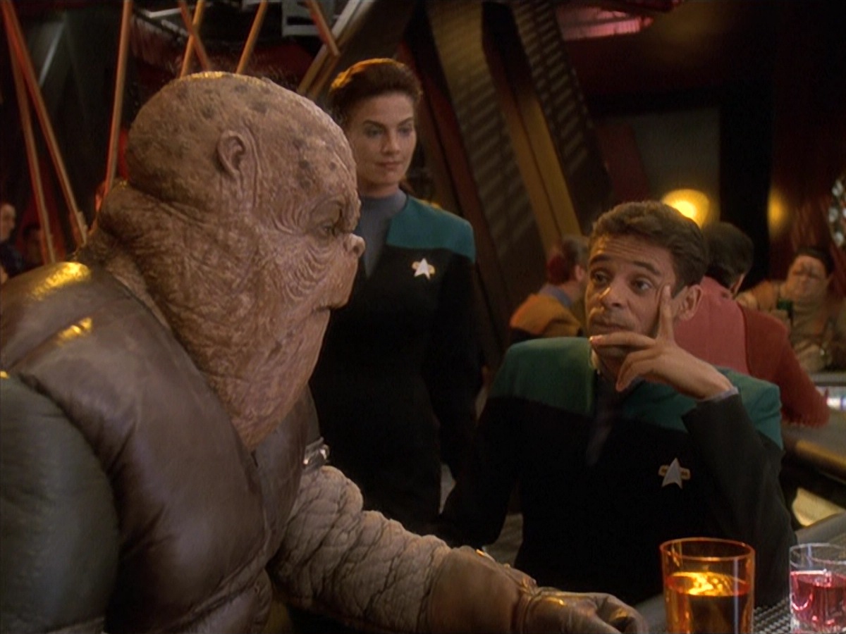 extant_StarTrek_DS9_4x07-StarshipDown_4031.jpg