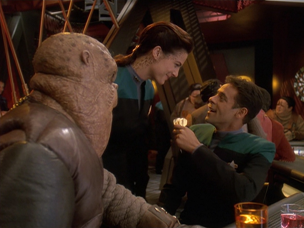 extant_StarTrek_DS9_4x07-StarshipDown_4048.jpg