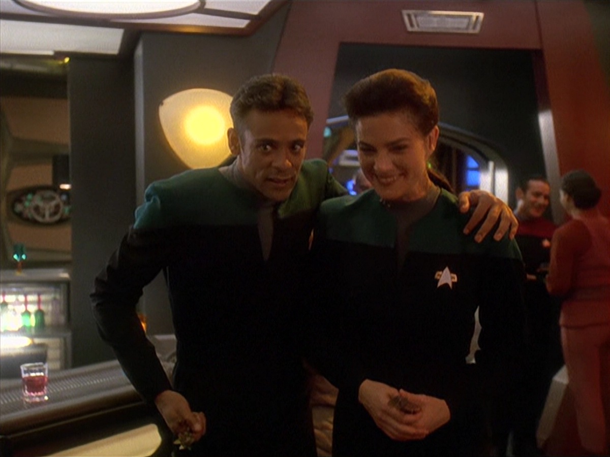 extant_StarTrek_DS9_4x07-StarshipDown_4064.jpg