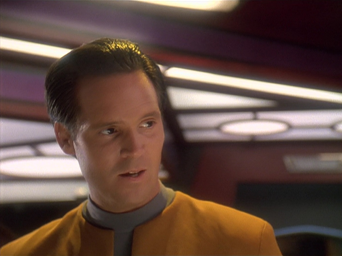 extant_StarTrek_DS9_4x07-StarshipDown_4113.jpg