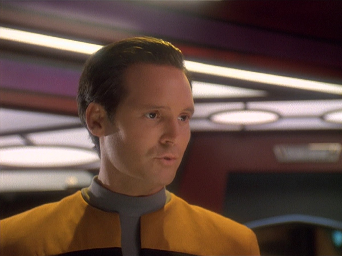 extant_StarTrek_DS9_4x07-StarshipDown_4126.jpg
