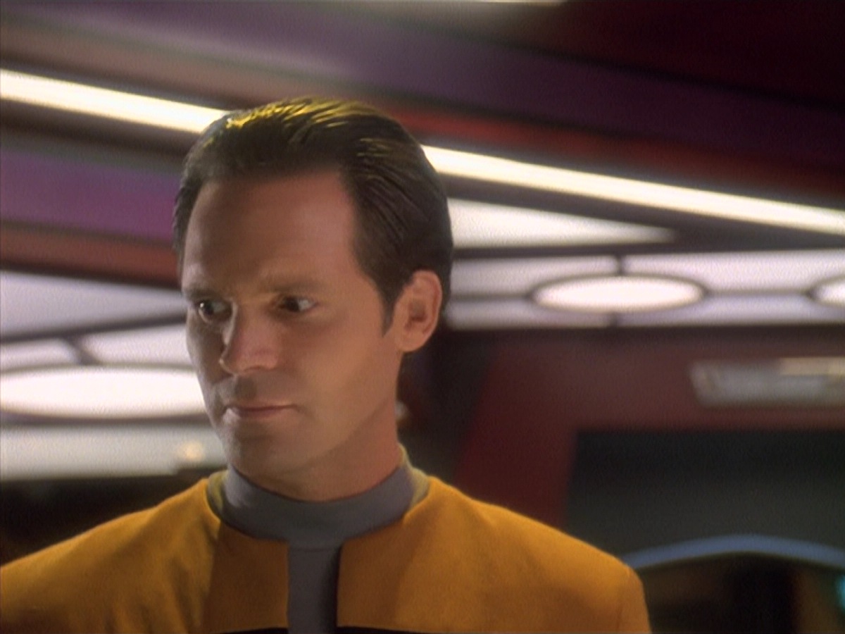 extant_StarTrek_DS9_4x07-StarshipDown_4129.jpg