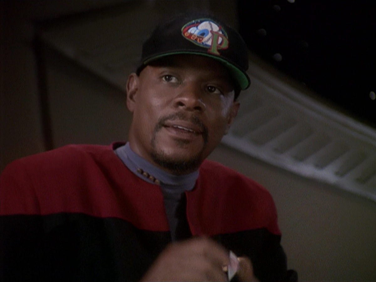 extant_StarTrek_DS9_4x07-StarshipDown_4251.jpg