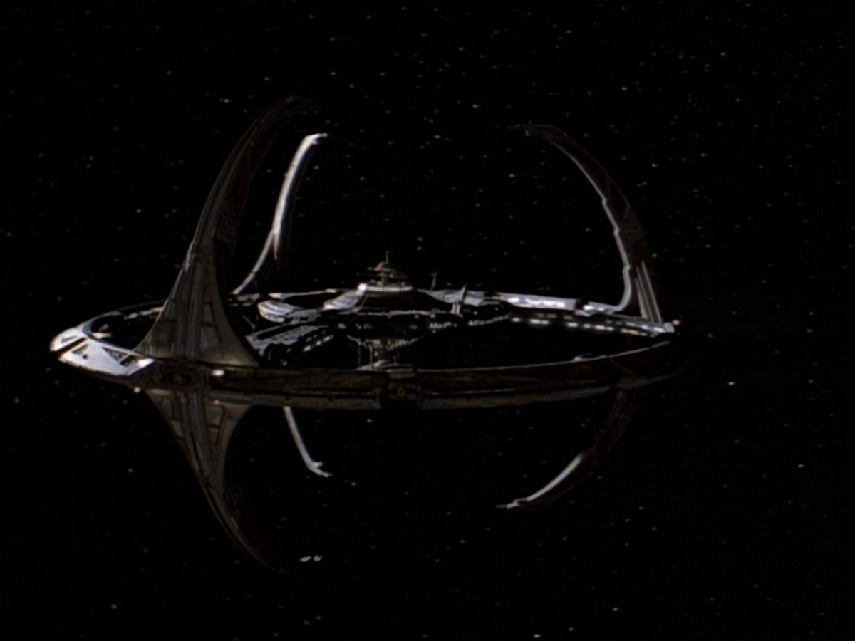 extant_StarTrek_DS9_4x07-StarshipDown_4267.jpg