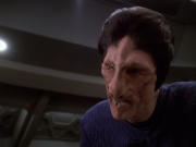 extant_StarTrek_DS9_4x07-StarshipDown_0119.jpg