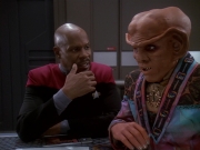 extant_StarTrek_DS9_4x07-StarshipDown_0132.jpg