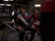extant_StarTrek_DS9_4x07-StarshipDown_0263.jpg
