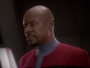 extant_StarTrek_DS9_4x07-StarshipDown_0488.jpg