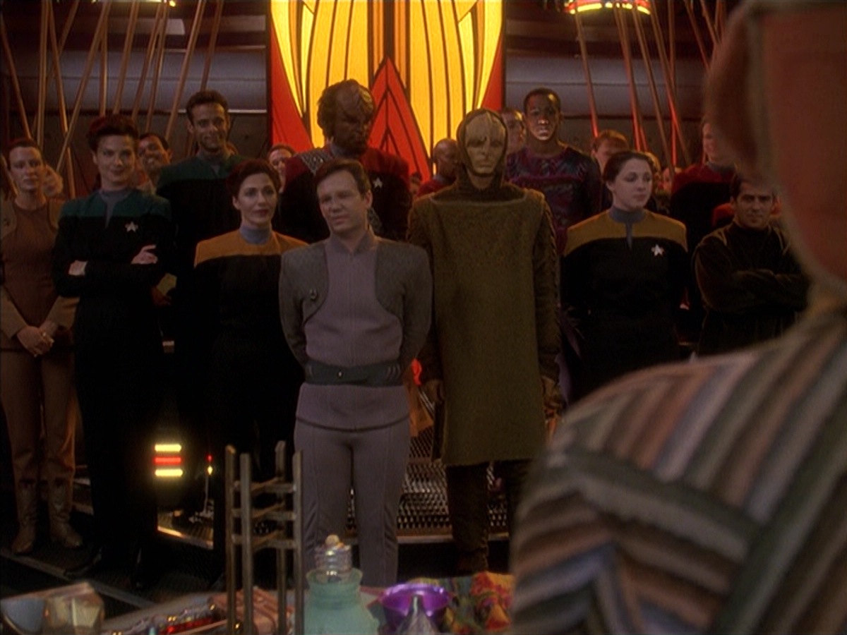 extant_StarTrek_DS9_4x08-LittleGreenMen_0031.jpg